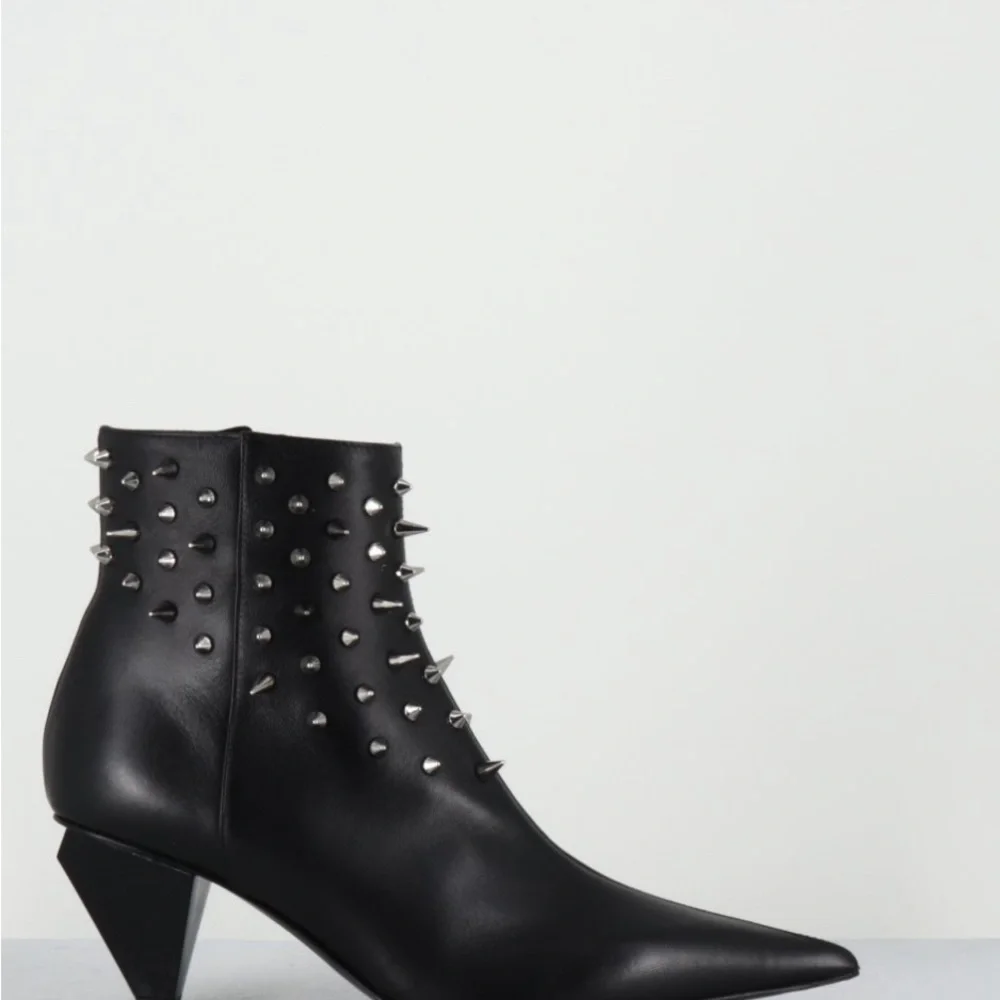 Agl MADE IN ITALY LEATHER Black Studded Ankle Booties with Angular Heel - Picture 2 of 4